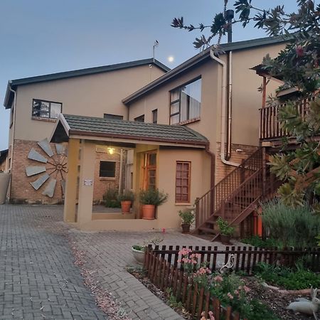 Hotel The Fat Mulberry Guest Farm Fouriesburg Exterior foto